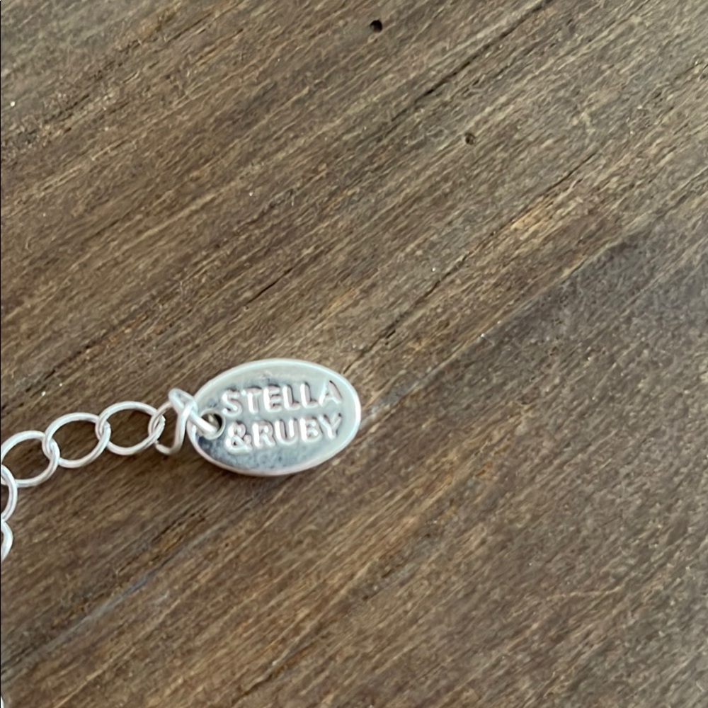 Two-Tone Chain Necklace - Picture 3 of 4